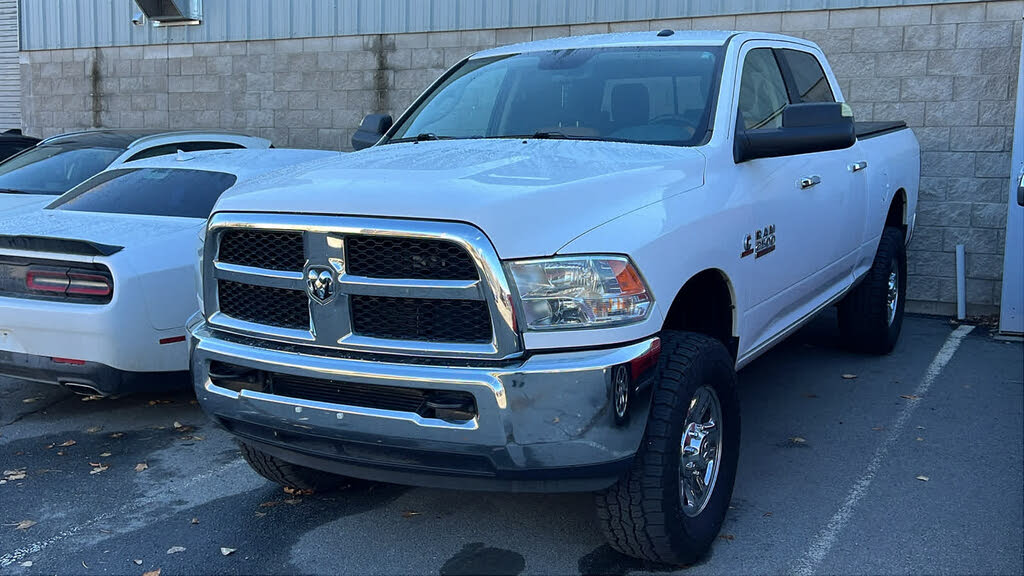 2016 RAM 2500 SLT Crew Cab 4WD