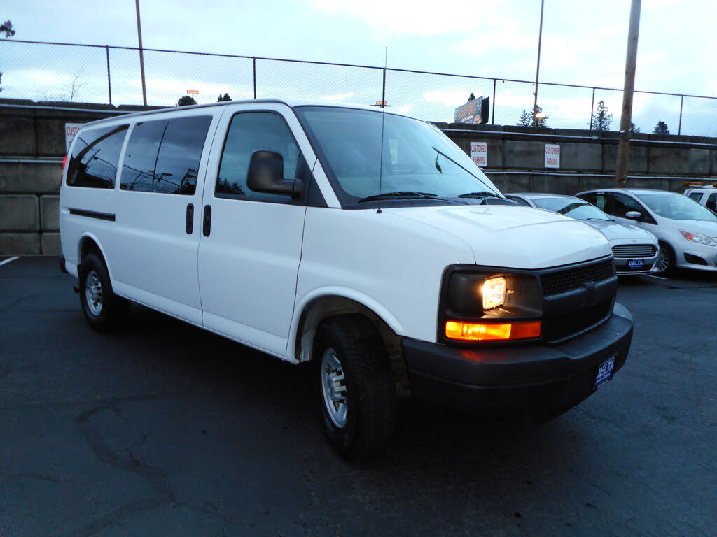 2008 Chevrolet Express 3500 LS RWD