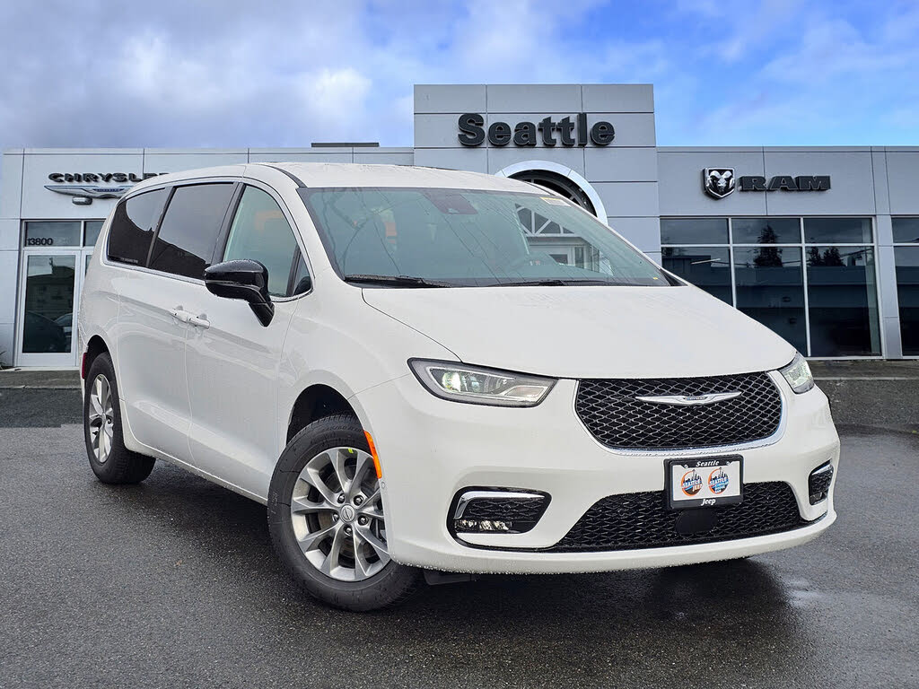 2026 Chrysler Pacifica Select AWD