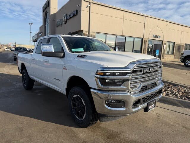2026 RAM 2500 Laramie Crew Cab 4WD