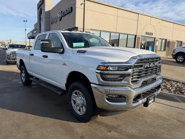 2026 RAM 2500 Tradesman Crew Cab 4WD