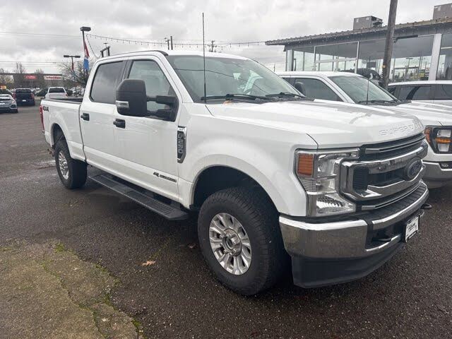 2022 Ford F-250 Super Duty XLT Crew Cab 4WD