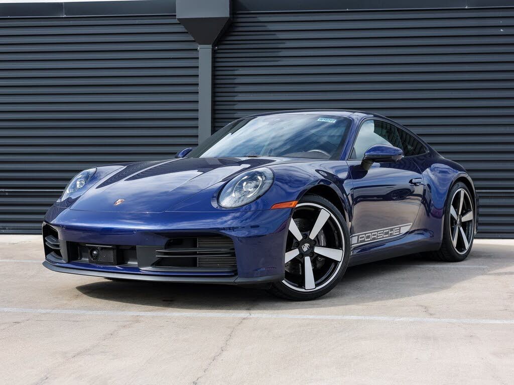 2025 Porsche 911 Carrera Coupe RWD
