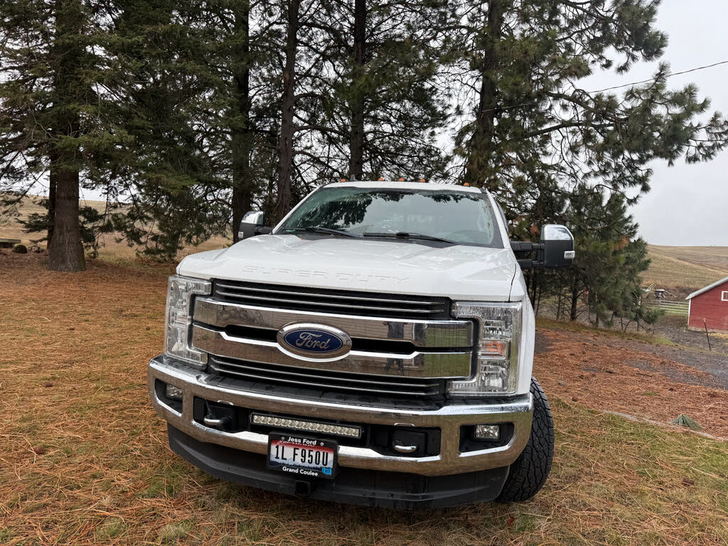 2019 Ford F-350 Super Duty Lariat Crew Cab LB DRW 4WD