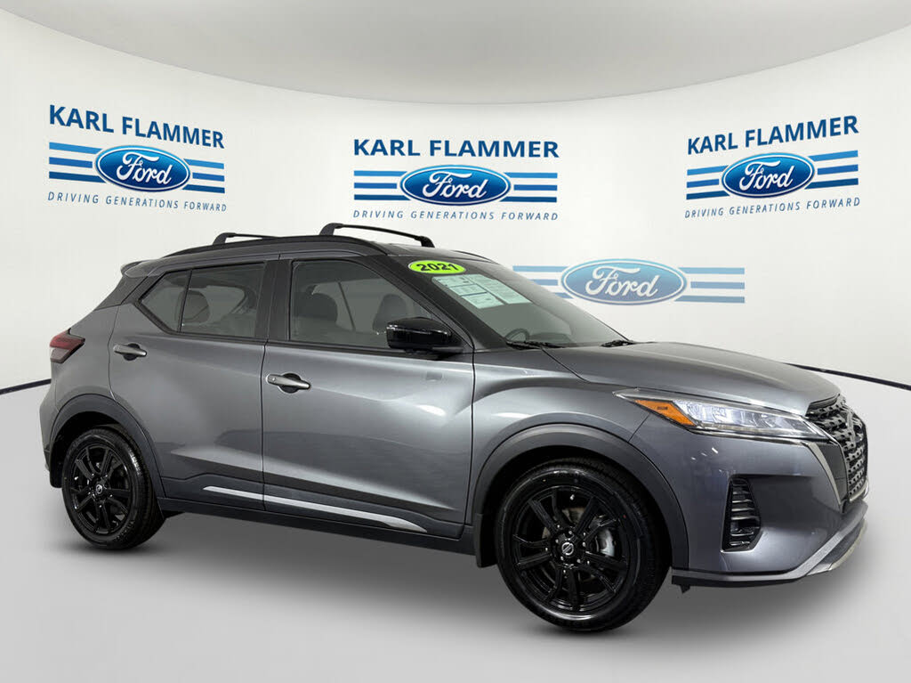 2021 Nissan Kicks SR FWD