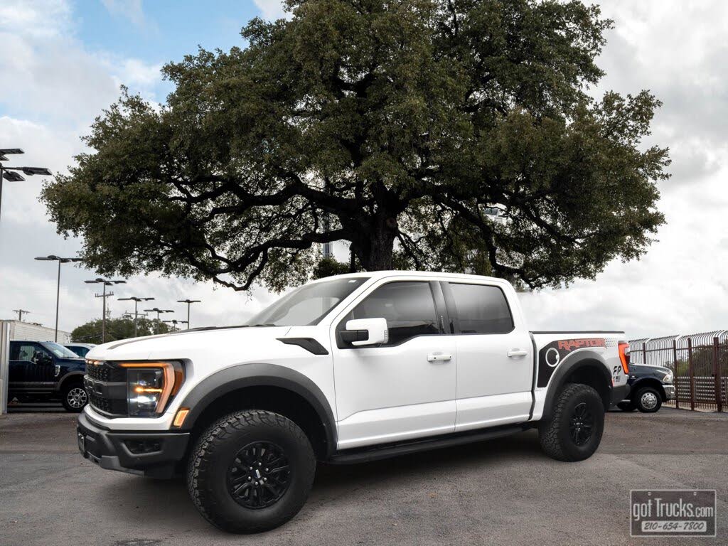 2022 Ford F-150 Raptor SuperCrew 4WD