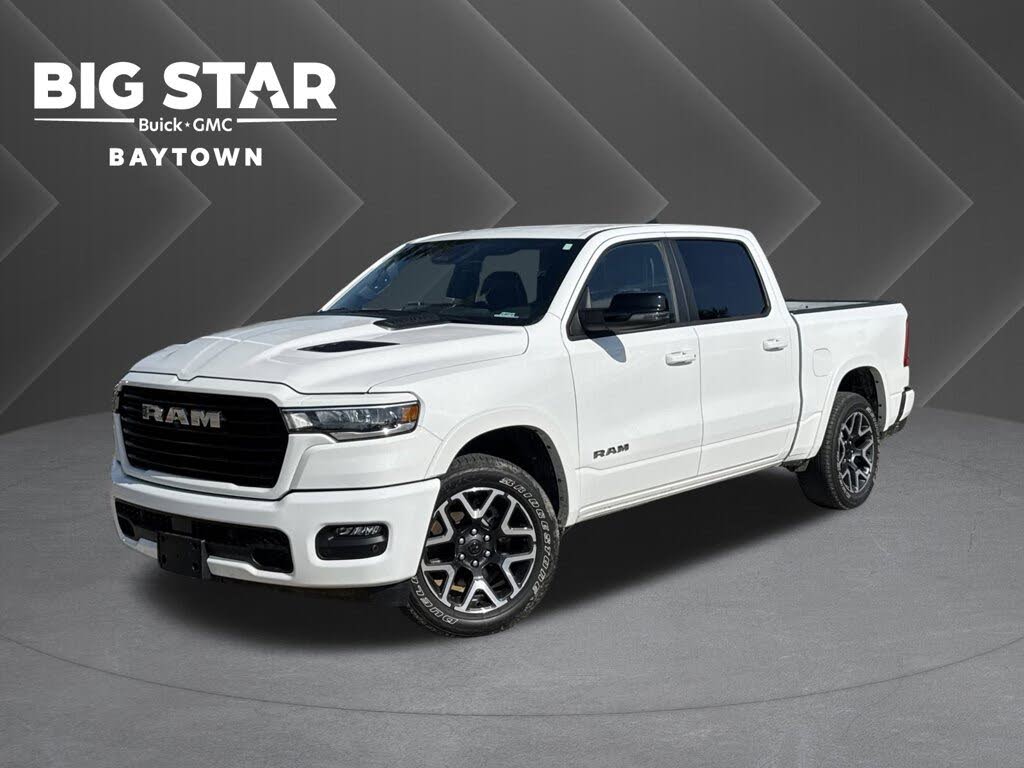 2025 RAM 1500 Laramie Crew Cab 4WD