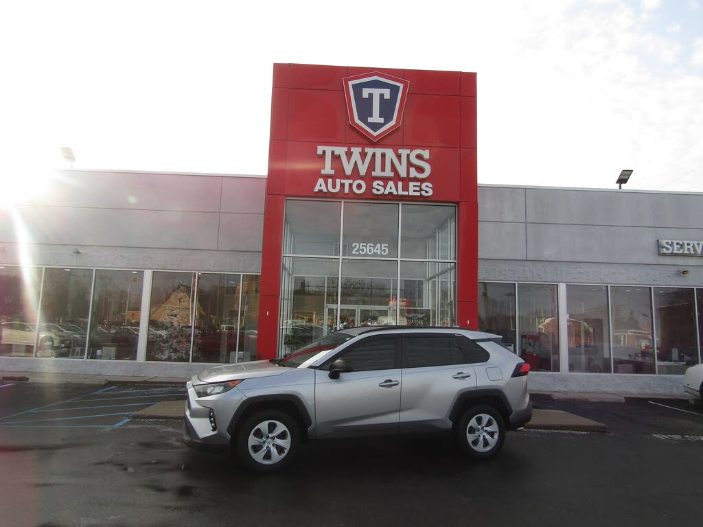 2019 Toyota RAV4 LE FWD