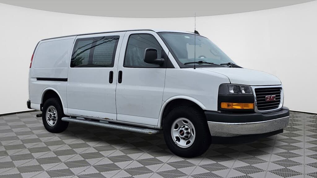 2020 GMC Savana Cargo 2500 RWD