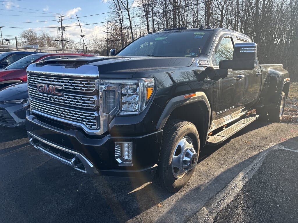 2020 GMC Sierra 3500HD Denali Crew Cab 4WD
