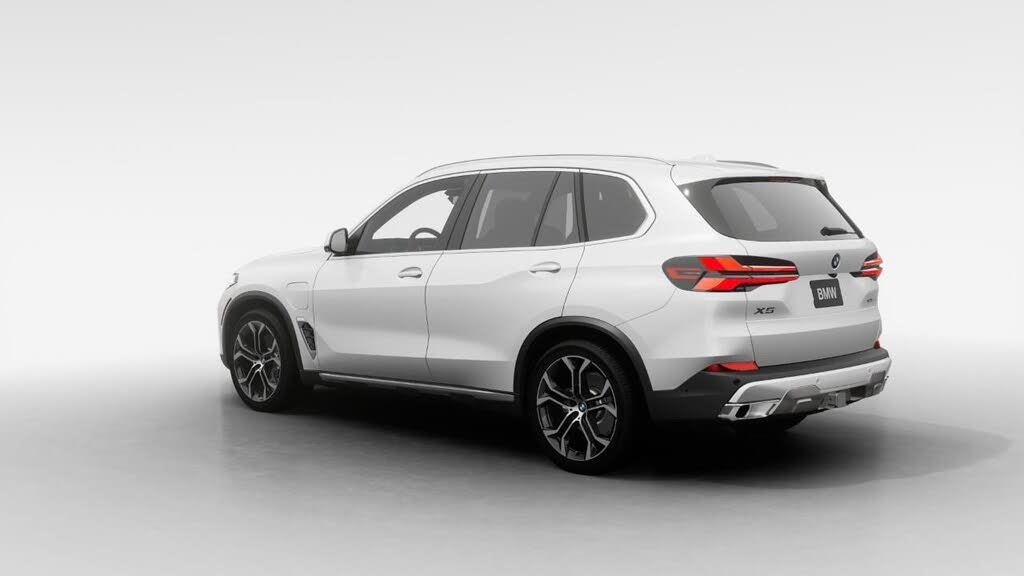 2025 BMW X5 xDrive50e AWD