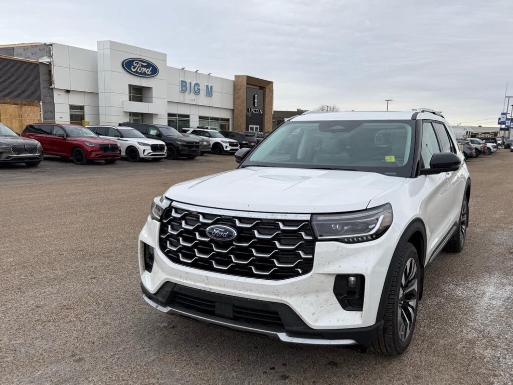 Ford Explorer Platinum AWD 2025