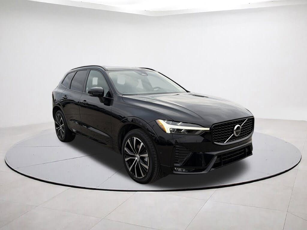 2025 Volvo XC60 B5 Plus Dark Theme AWD