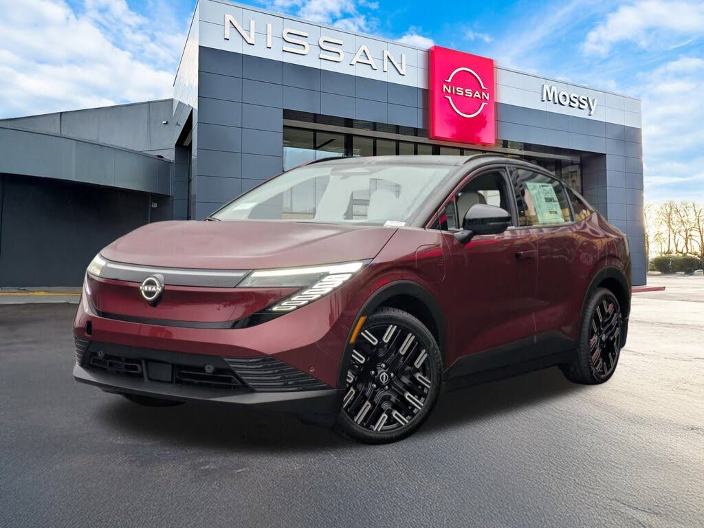 2026 Nissan LEAF Platinum+ FWD