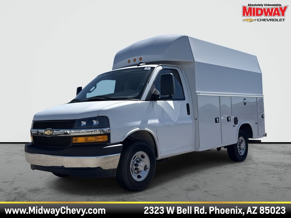 2024 Chevrolet Express Chassis 3500 Cutaway 139