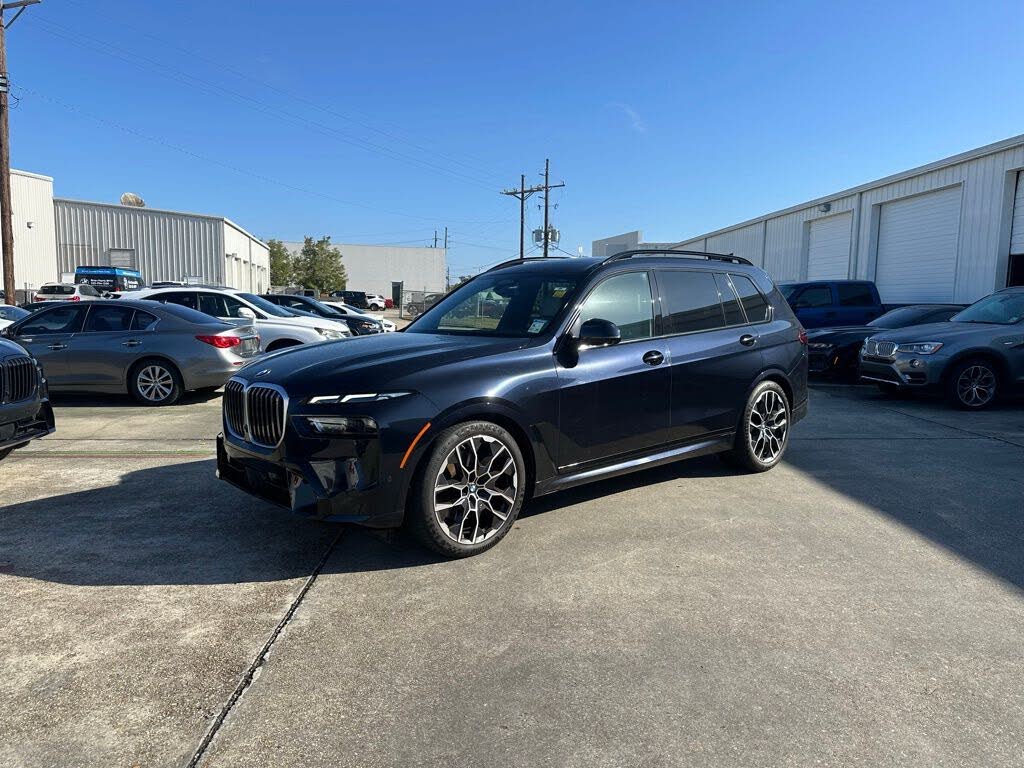 2023 BMW X7 xDrive40i AWD
