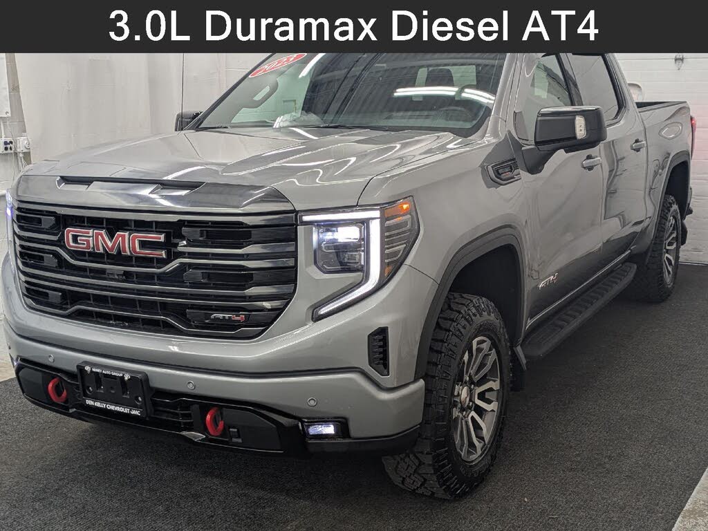 2023 GMC Sierra 1500 AT4 Crew Cab 4WD