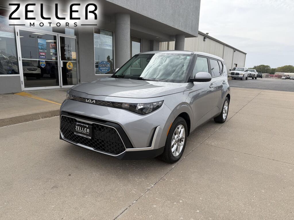 2023 Kia Soul LX FWD