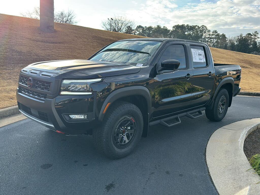 2026 Nissan Frontier PRO-4X Crew Cab 4WD