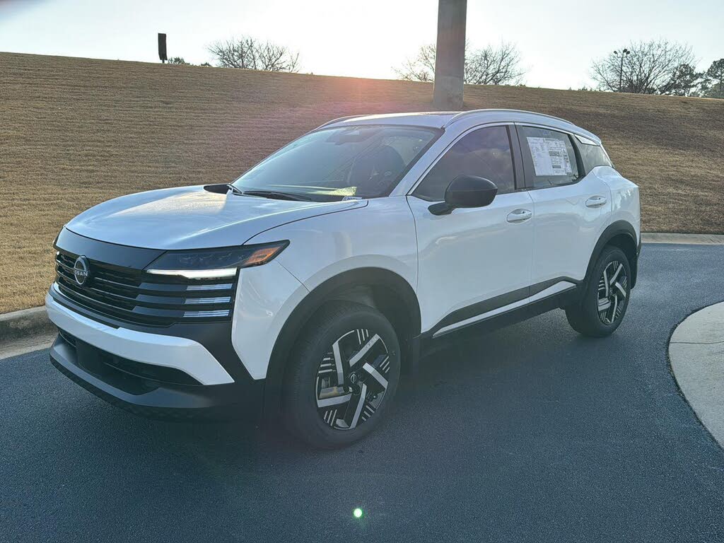 2026 Nissan Kicks SV FWD