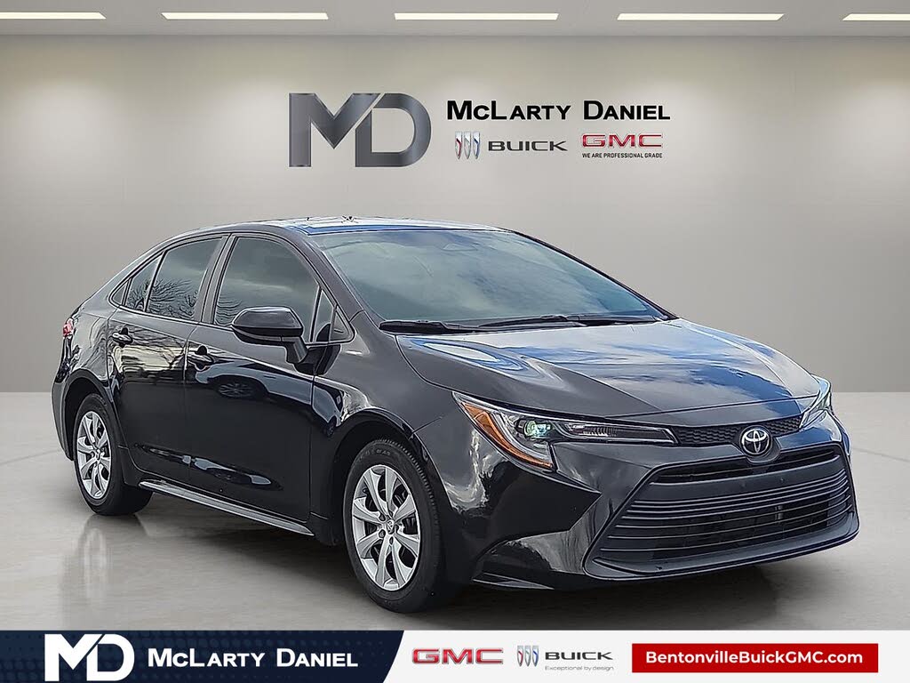 2024 Toyota Corolla LE FWD