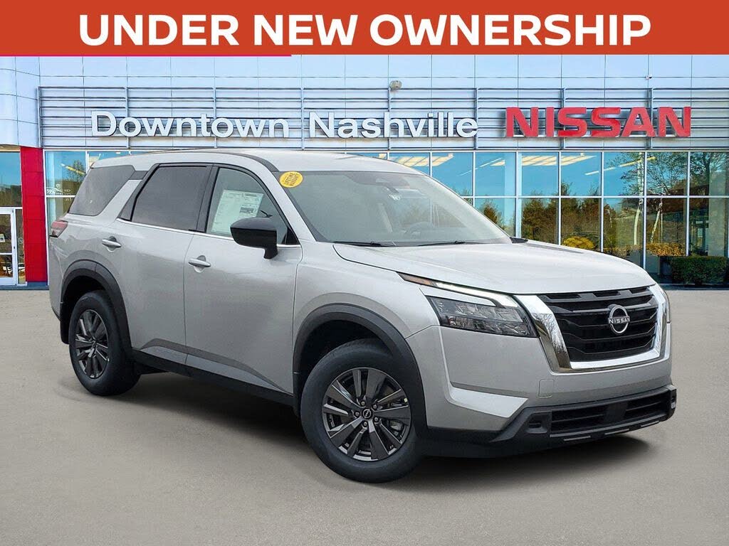 2025 Nissan Pathfinder S FWD