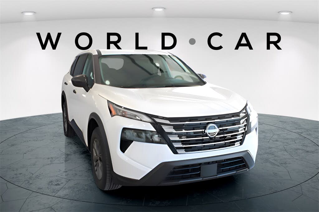 2025 Nissan Rogue S FWD