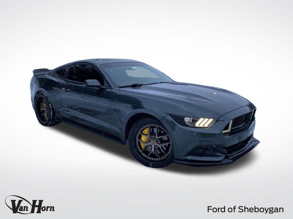 2016 Ford Mustang GT Premium Coupe RWD