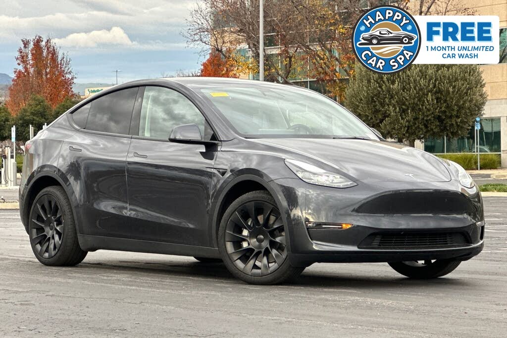 2025 Tesla Model Y Long Range AWD