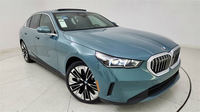 2026 BMW 5 Series 530i RWD