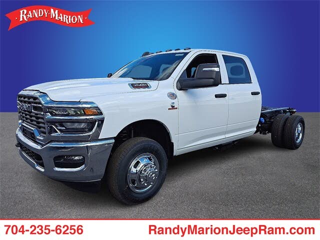 2026 RAM 3500 Chassis Tradesman Crew Cab LB DRW 4WD