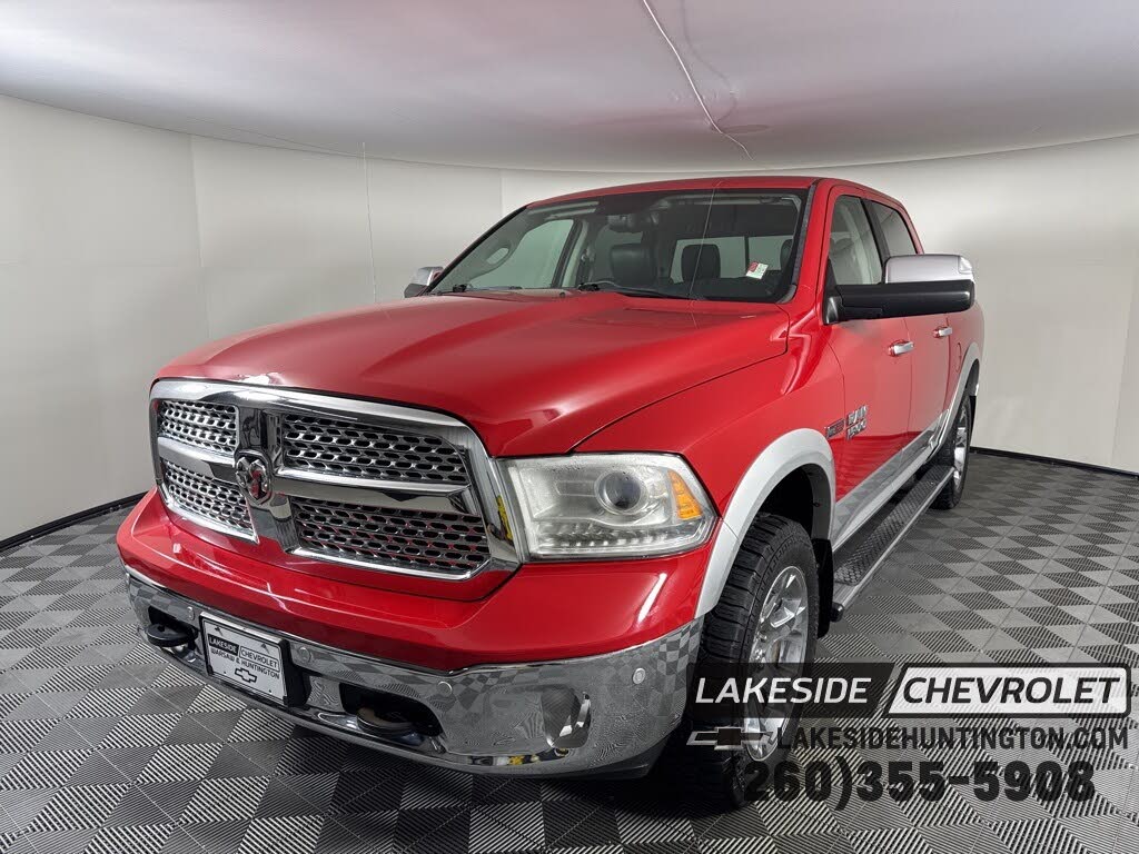 2015 RAM 1500 Laramie Crew Cab 4WD