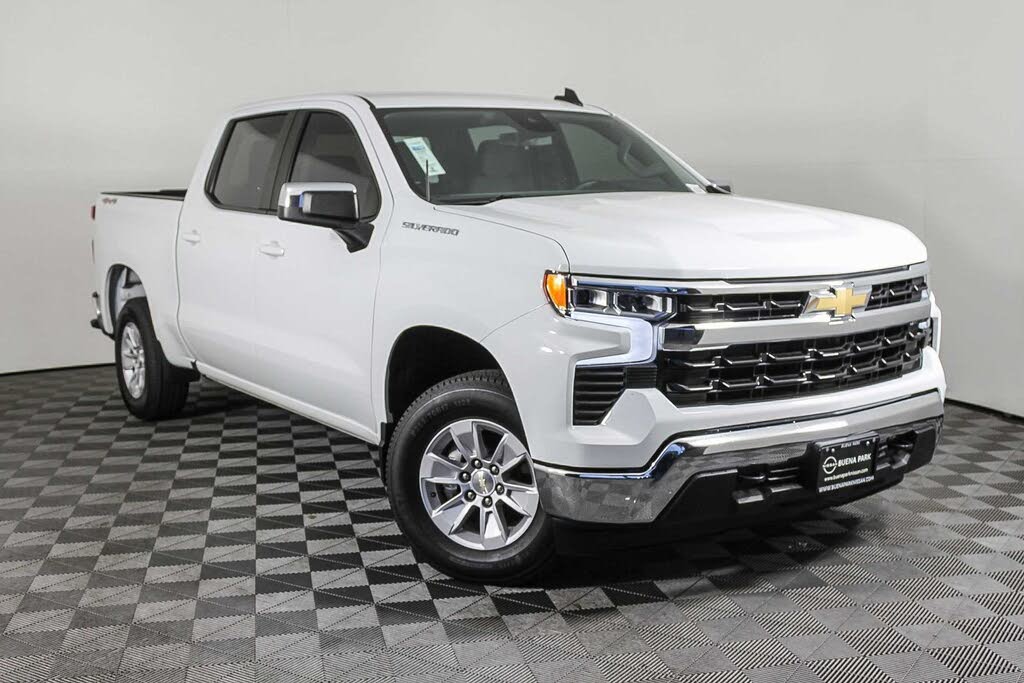 2023 Chevrolet Silverado 1500 LT Crew Cab 4WD