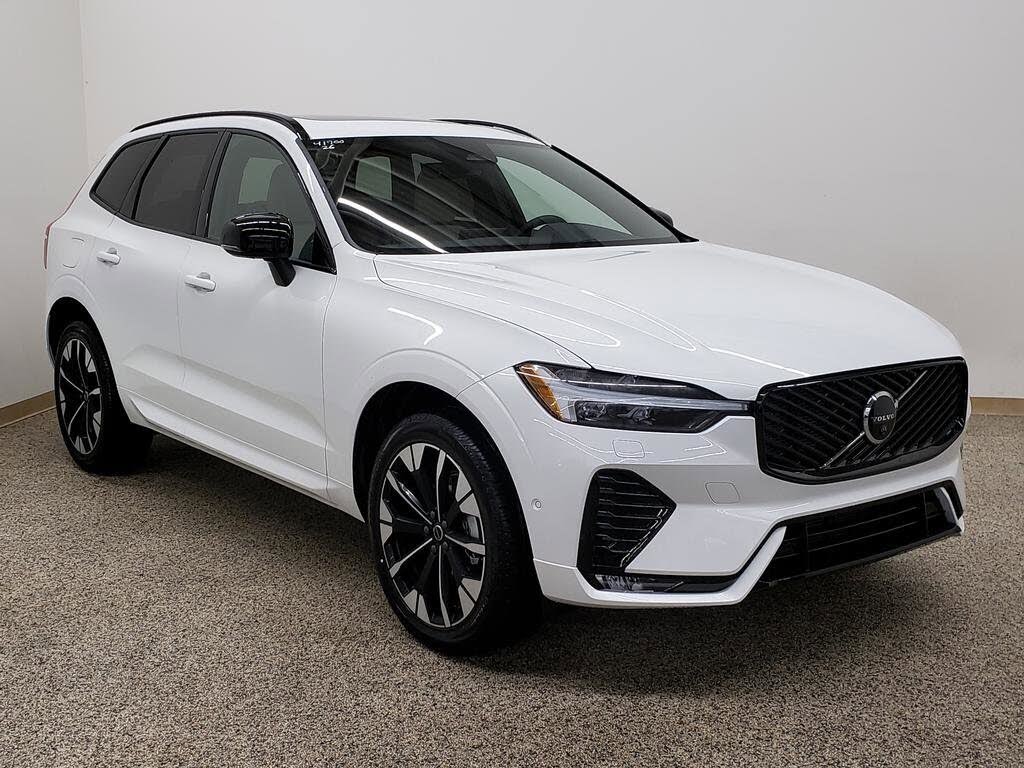 2026 Volvo XC60 B5 Plus AWD