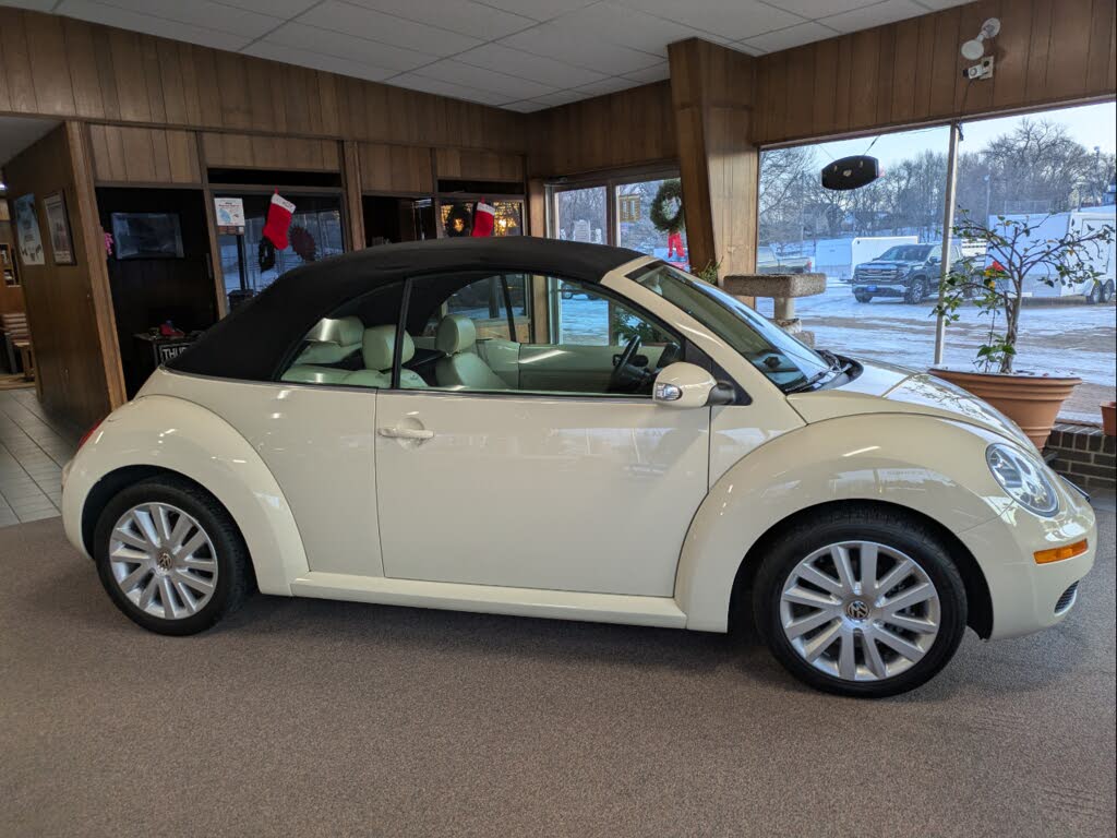 2008 Volkswagen Beetle 2.5 Convertible