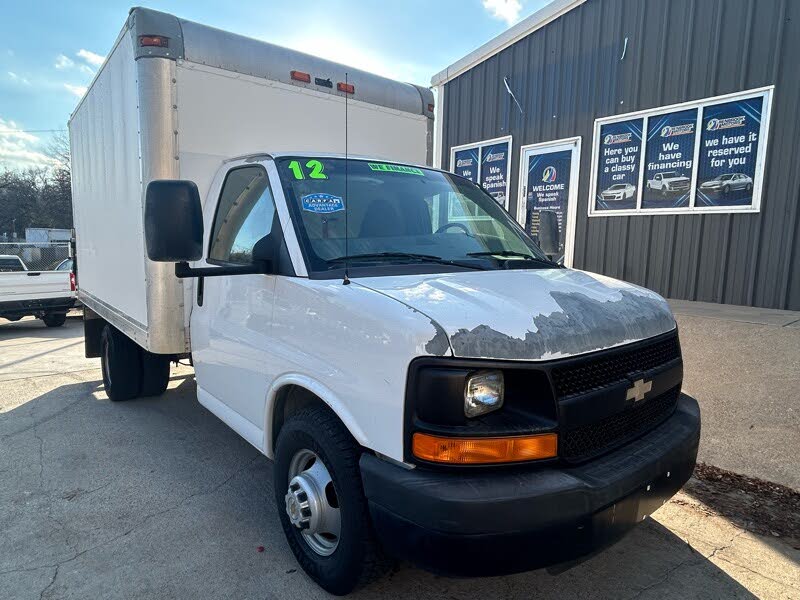 2012 Chevrolet Express Chassis 3500 139 Cutaway with 1WT RWD