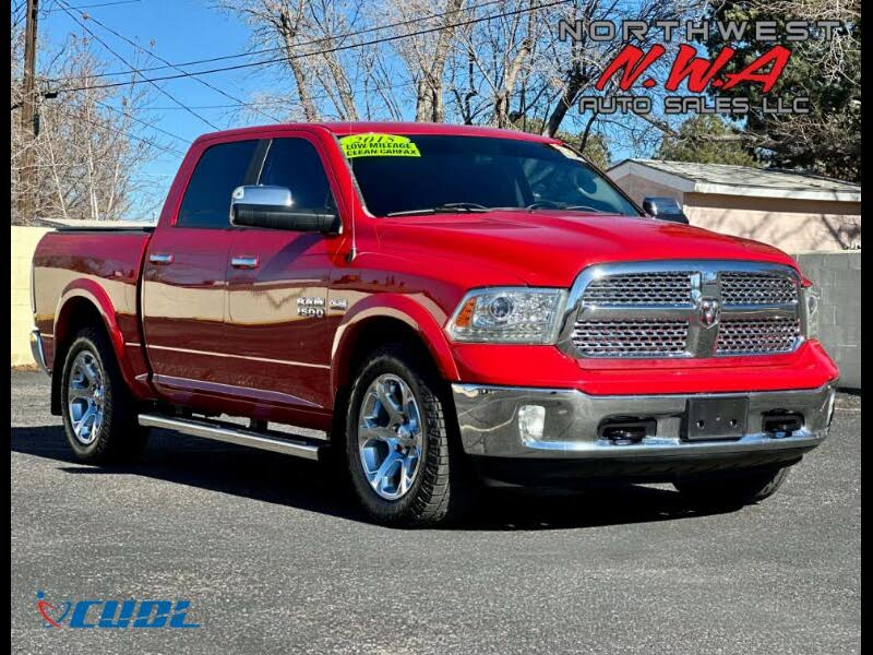 2015 RAM 1500 Laramie Crew Cab 4WD