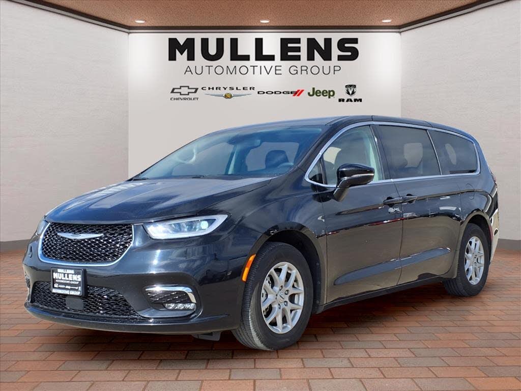 2024 Chrysler Pacifica Touring L FWD