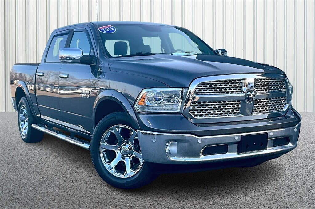 2016 RAM 1500 Laramie Crew Cab 4WD