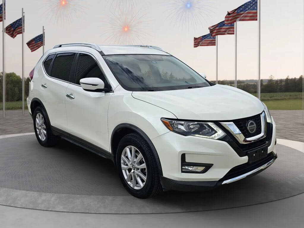 2018 Nissan Rogue SV FWD