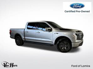 Ford F-150 Lightning Lariat SuperCrew AWD
