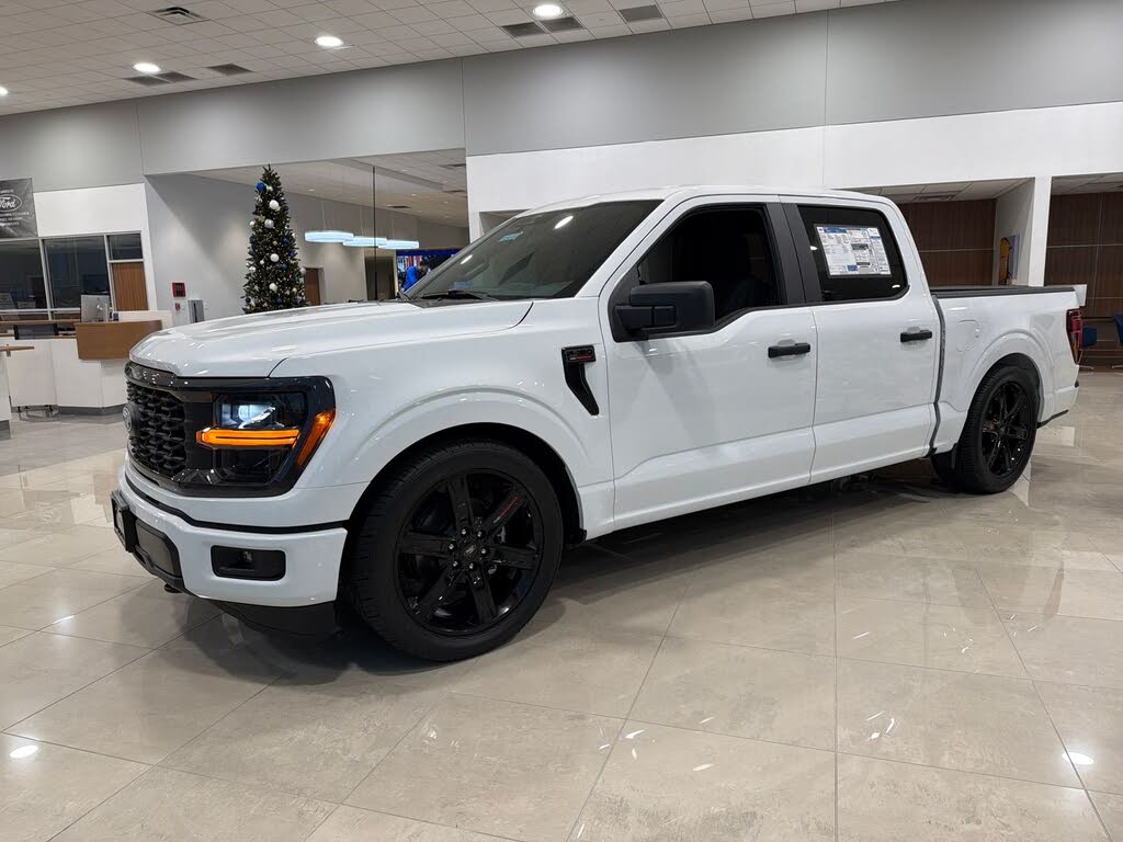 2025 Ford F-150 STX 4dr SuperCrew 4WD