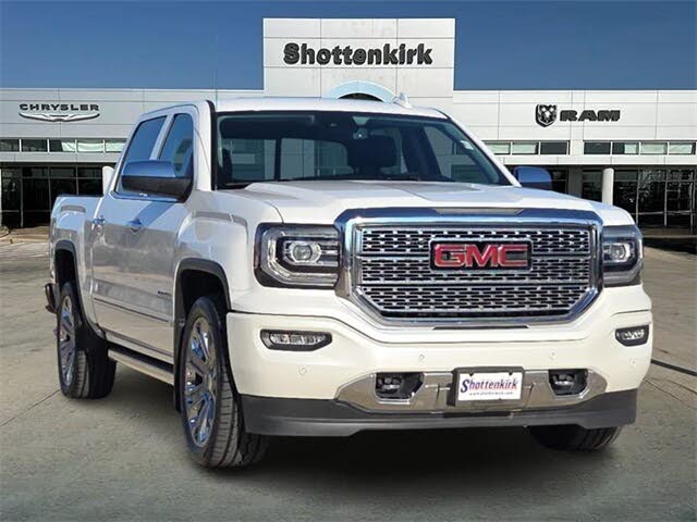 2017 GMC Sierra 1500 Denali Crew Cab 4WD