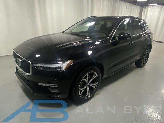 2022 Volvo XC60 B5 Momentum AWD