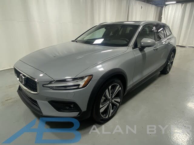 2025 Volvo V60 Cross Country B5 Plus AWD