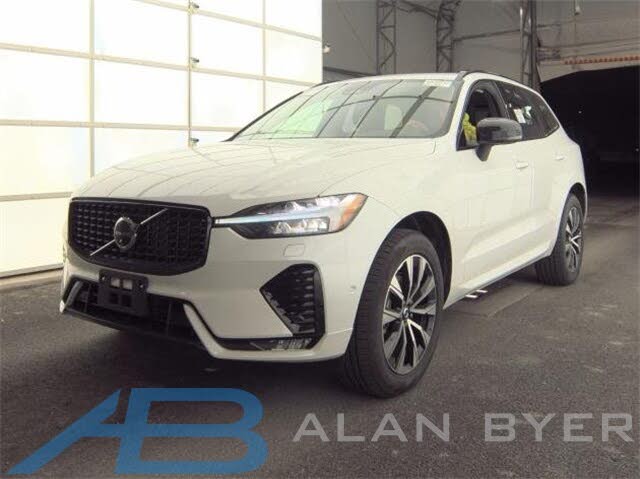 2025 Volvo XC60 B5 Plus Dark Theme AWD