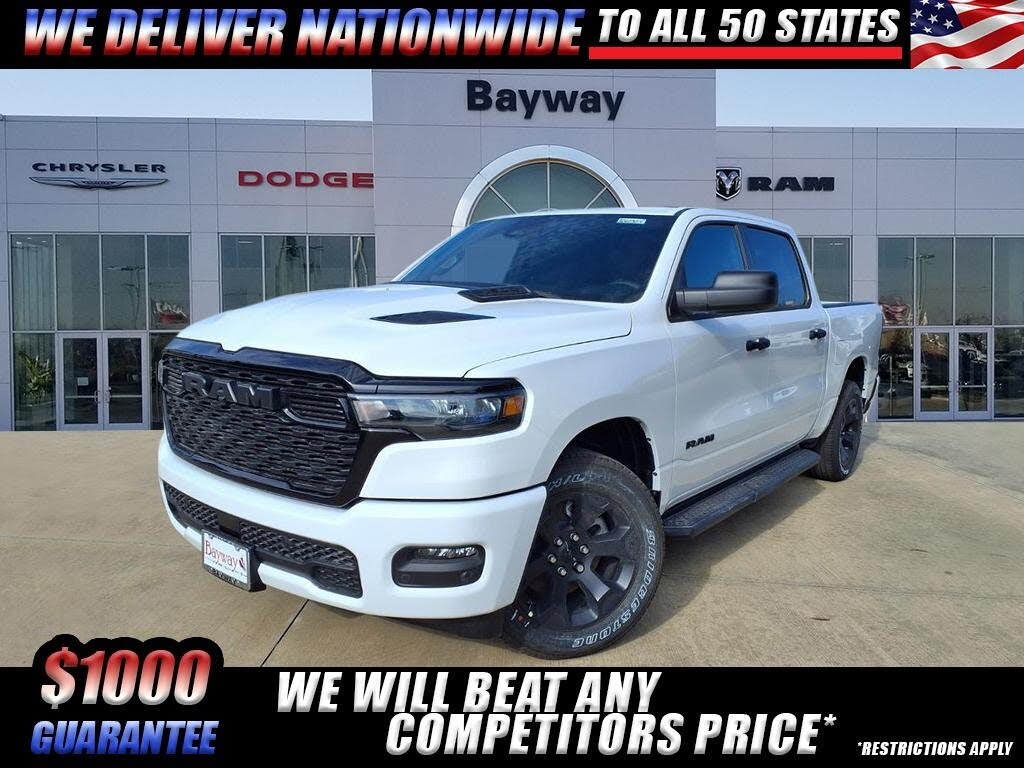 2026 RAM 1500 Express Crew Cab 4WD