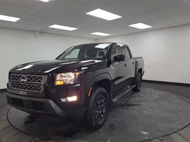 2022 Nissan Frontier SV Crew Cab 4WD