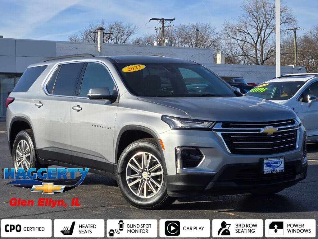 2023 Chevrolet Traverse LT Cloth FWD