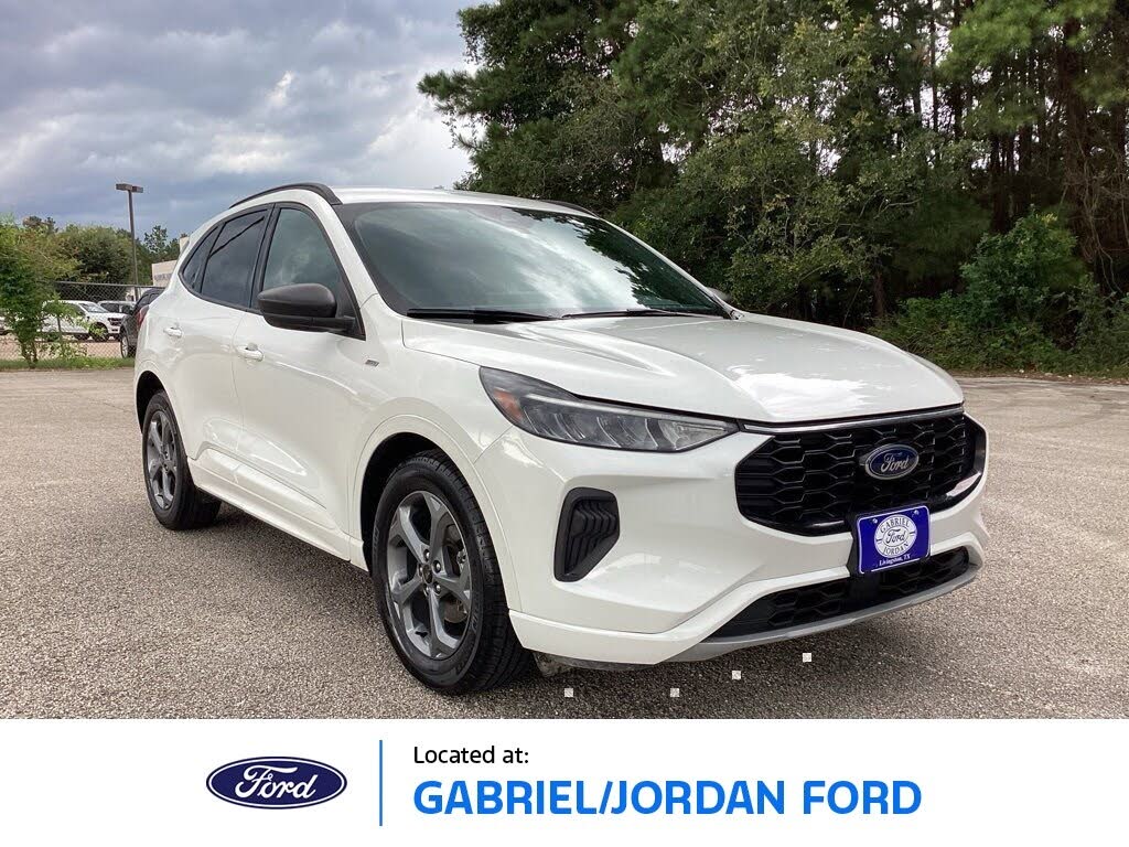 2023 Ford Escape ST-Line FWD